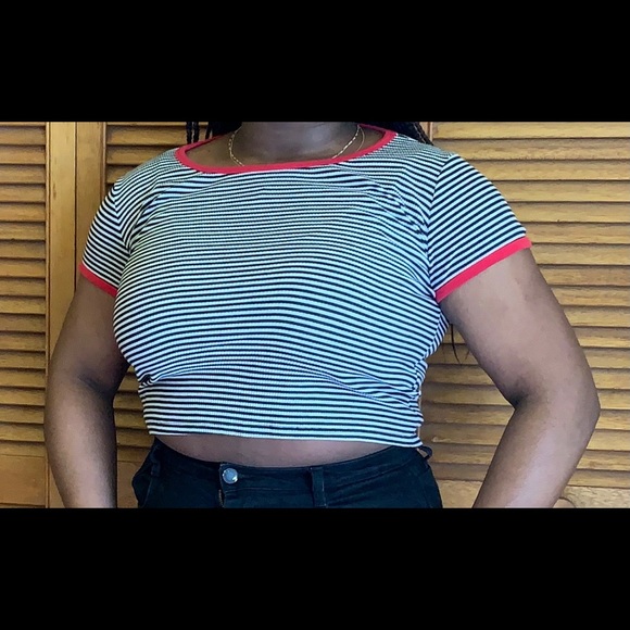 Crop stripped shirt - Picture 2 of 2